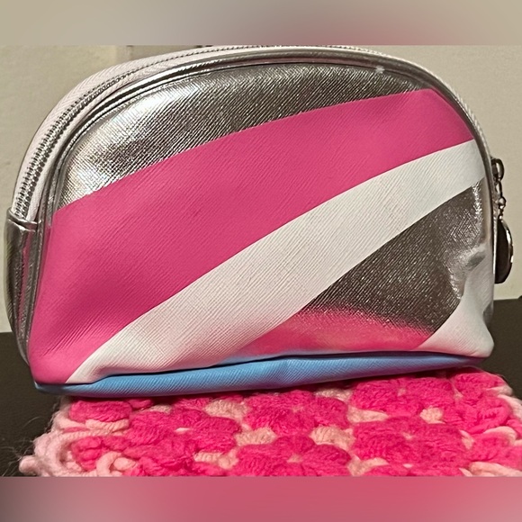 Stylish Pink and Silver Cosmetic Bag With Purse Key Chain and Bag Charms NWOT - Picture 11 of 15